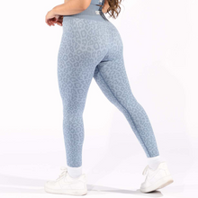 Load image into Gallery viewer, SSA Leopard Set Leggings
